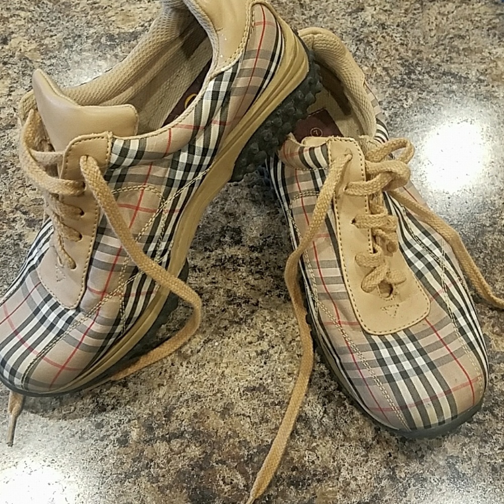 Plaid sneakers